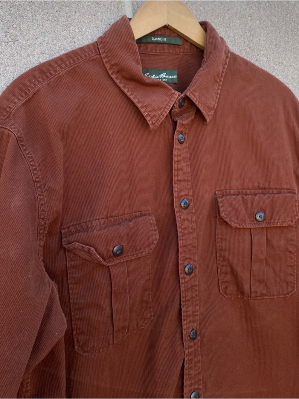 Eddie Bauer Mens XLT Maroon Corduroy Collared Button Down Shirt Extra Large Tall